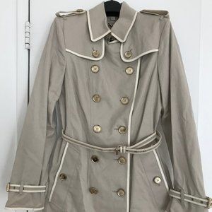 Authentic Burberry Trench Coat with Ivory Leather Trim
